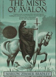 18.The Mists of Avalon – Marion Zimmer Bradley《阿瓦隆迷雾》英文版